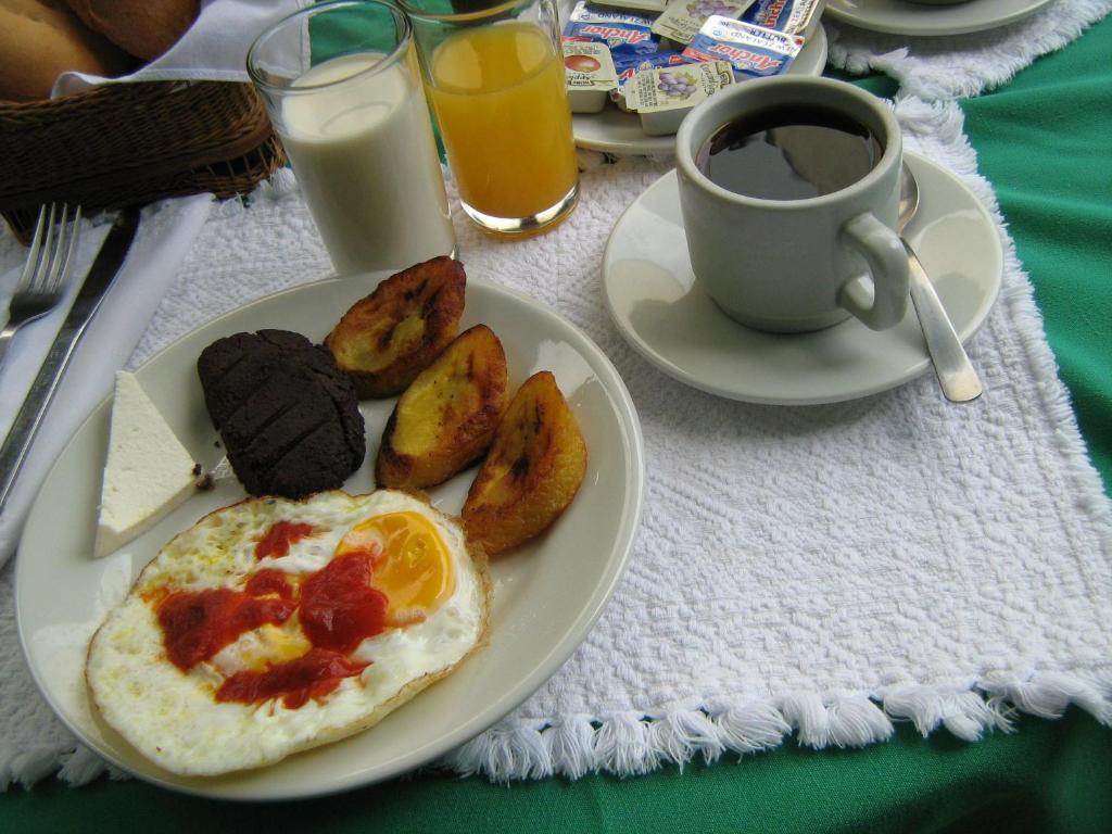 Hotel Posada De Maria Antigua Zewnętrze zdjęcie